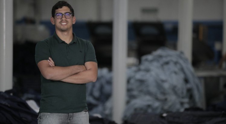 Lavanderia em Toritama busca reduzir consumo de água na produção do jeans
