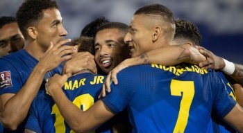 Neymar e Lucas Paquetá marcaram os gols do Brasil na vitória diante do Paraguai