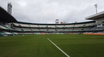 Coritiba e Flamengo se enfrentam no estádio Couto Pereira, pela Copa do Brasil