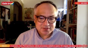 Antônio Martins, correspondente da Rádio Jornal em Portugal