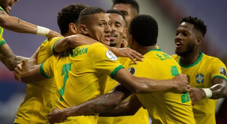 Com tranquilidade, Brasil vence a Venezuela na estreia da Copa América
