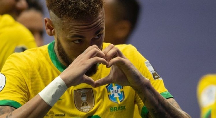 Nas redes sociais, Neymar critica brasileiros que torcem contra a seleção