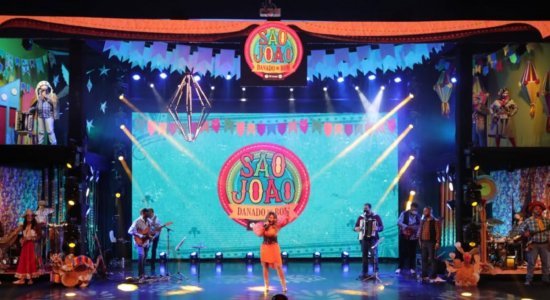 Elba Ramalho na live-show do São João Danado de Bom, da TV Jornal
