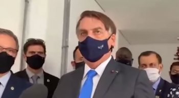 Caso aconteceu no município de Guaratinguetá (SP), onde Bolsonaro cumpria agenda
