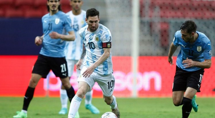 Argentina x Paraguai: saiba onde assistir ao vivo, prováveis escalações e informações do jogo