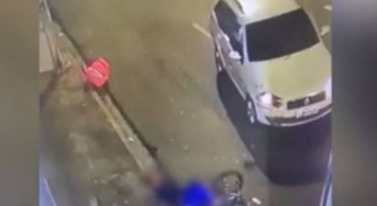 Vídeo mostra entregador de aplicativo sendo atropelado e motorista fugindo no Recife; assista