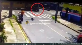 O acidente envolvendo o motociclista aconteceu por das 11h40 desta quarta-feira (14)