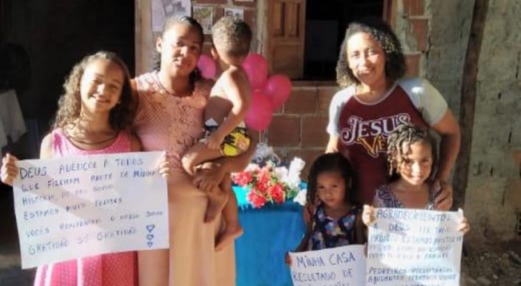 Uma das famílias beneficiada pelo projeto social no Recife
