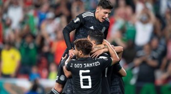 Seleção do México encara o Canadá pela semifinal da Copa Ouro