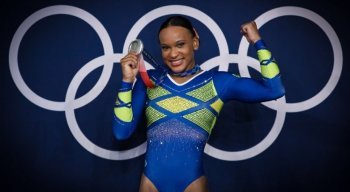 Rebeca Andrade conquistou a primeira medalha olímpica brasileira na ginástica