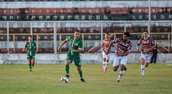 Santa Cruz encerrou o jejum de 100 dias sem vitória na temporada ao derrotar o Floresta-CE.