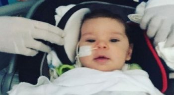 O bebê tem apenas 3 meses de vida