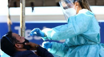 Dados da Opas revelam que, na última semana, 1,4 milhões de casos e quase 20 mil óbitos por covid-19 foram registrados nas Américas