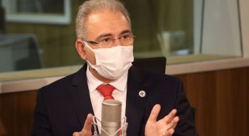 Marcelo Queiroga, Ministro da Saúde, diz que o governo federal está tranquilo quanto aos prazos de vacinação