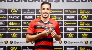 Pedro Henrique, contratado junto ao Internacional, foi regularizado e deve estrear contra o São Paulo