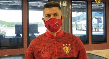 Gustavo Florentín chegou no Recife e é o novo treinador do Leão.