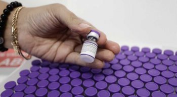 Vacinas da Pfizer chegam a Pernambuco