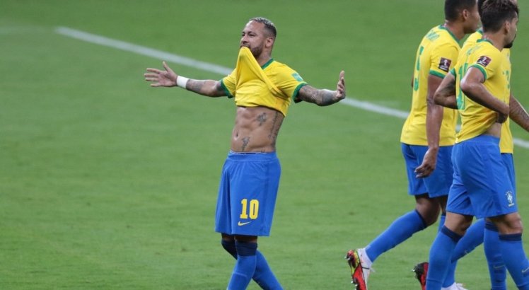 Neymar marcou o segundo gol da seleção brasileira diante do Peru