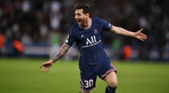 Lionel Messi marcou o primeiro gol dele com a camisa do PSG.