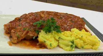 Receita de Pernil de Porco na Caçarola