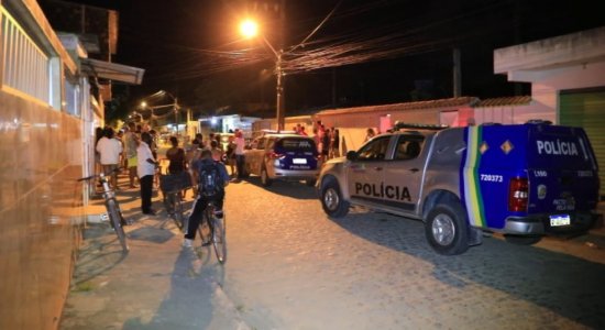 Jovem tenta fugir dos assassinos, mas é morto vários tiros em Abreu e Lima