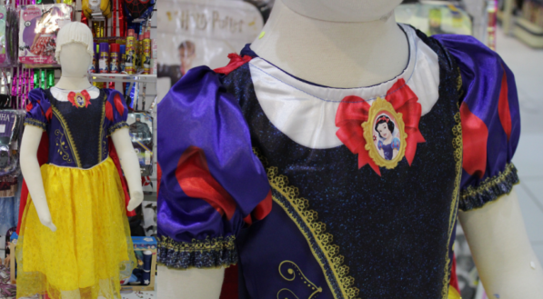 A fantasia de Branca de Neve custa R$ 249,99. 
