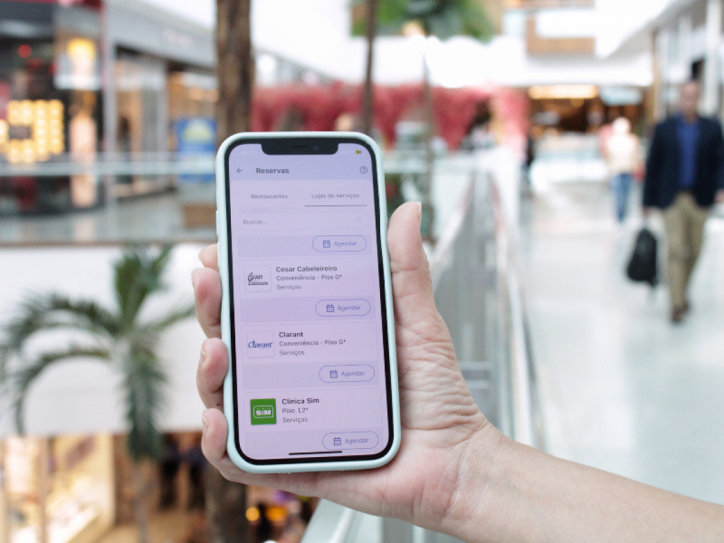 A imagem mostra a aba de reservas de serviços pelo App RioMar Recife