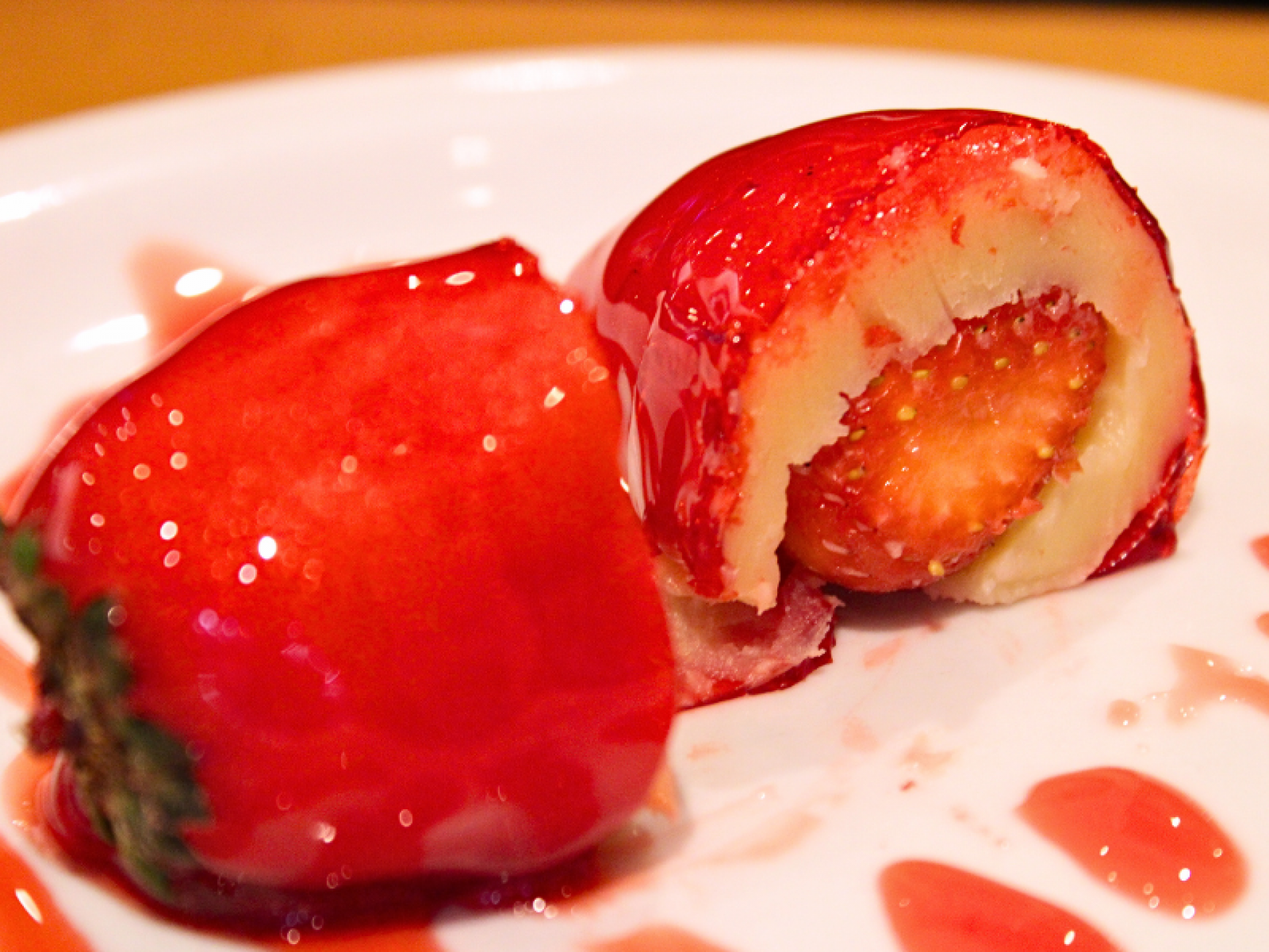 Morango do Amor: 5 lugares para provar o doce no RioMar 