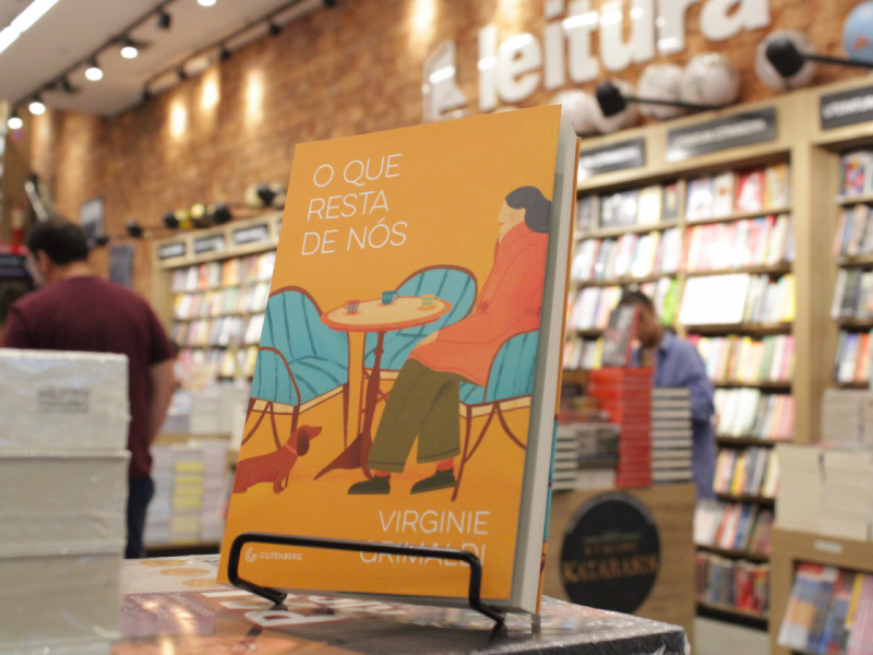 A imagem mostra o livro 