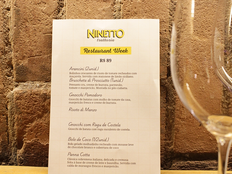 A imagem mostra o menu de almoço da Ninetto Trattoria para o Recife Restaurant Week.
