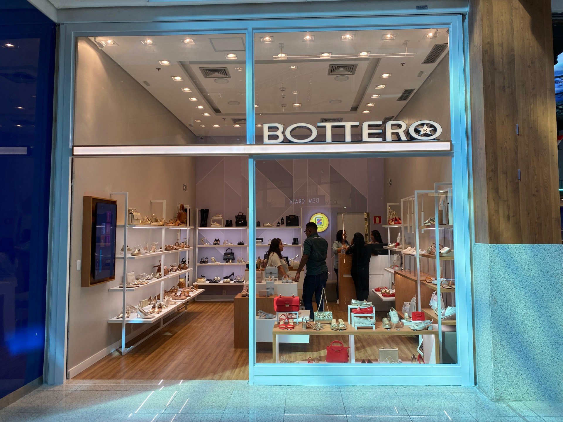 Bottero chega ao Salvador com moda e conforto para seus pés