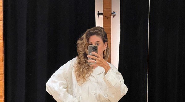 Conjunto all white com proporções amplas pra quem gosta de um visual clean