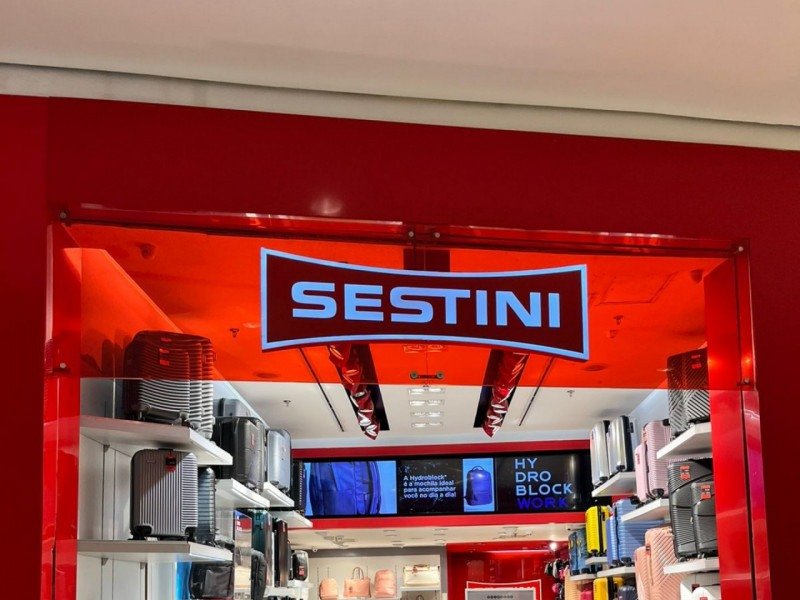 Vitrine da loja Sestini, piso L1