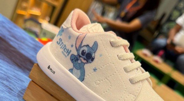 Sapato infantil Bibi com o Stitch