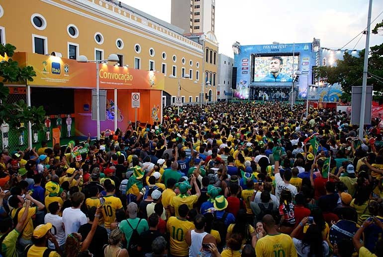 COPA DO MUNDO Cais da Alfandega voltar&aacute; a ter tel&atilde;o em 2022, assim como em 2014 (FIFA Fan Fest) e 2018 (a&ccedil;&atilde;o da Brahma)