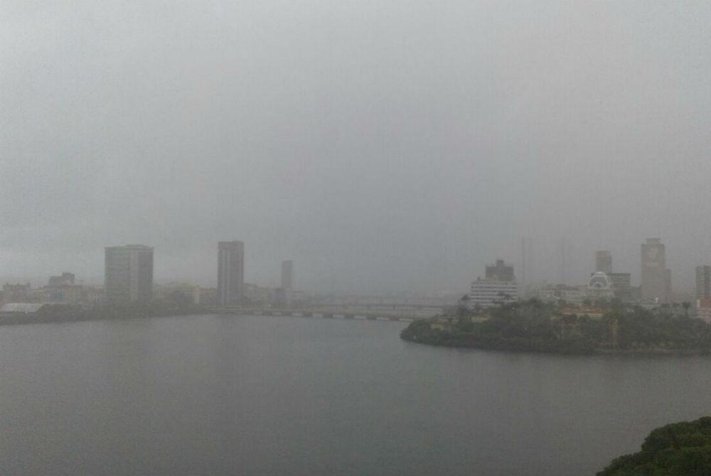 Chuvas sobre o Recife