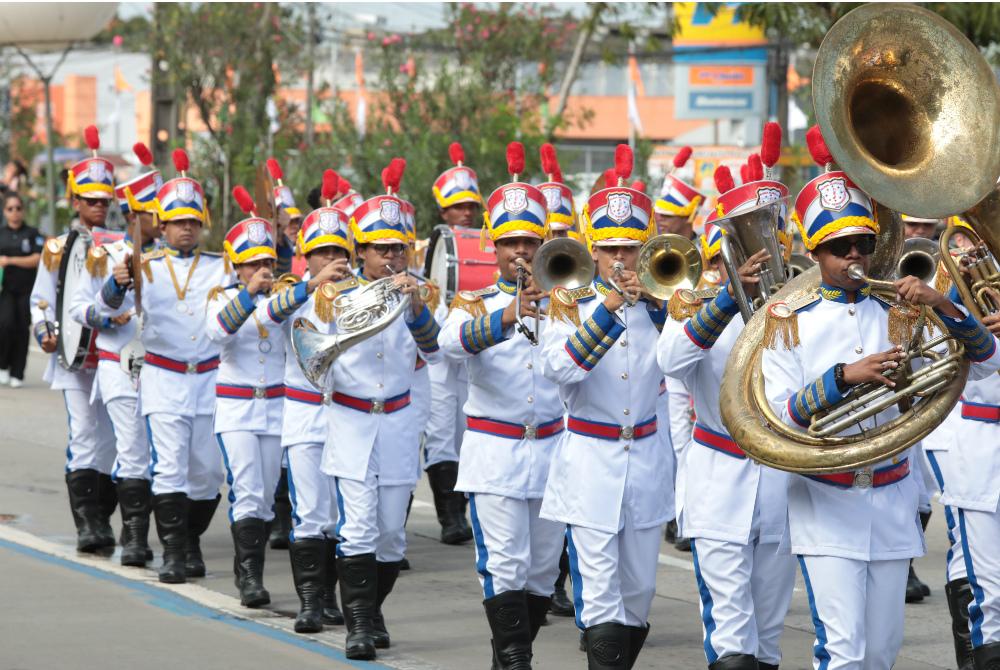 Desfile c&iacute;vico-militar em Pernambuco antes da pandemia da covid-19