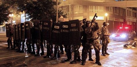 Human Rights Watch pede investigação sobre denúncias de abusos policiais durante protestos