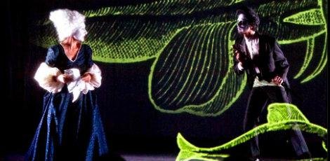 Fundo do mar em cena com "Vinte mil léguas submarinas" da companhia italiana Potlach