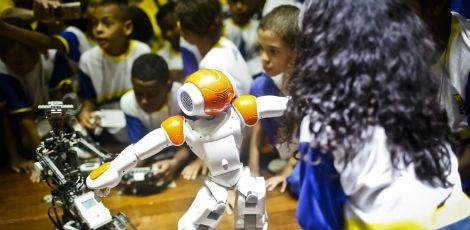 Lego Zoom abre escritório no Porto Digital para produzir softwares de educação