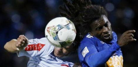 Conmebol aplica multa a clube peruano por manifestações racistas