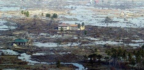 Em 26 de dezembro de 2004, um terremoto de magnitude 9,3 no litoral da Indonésia causou um tsunami em quatro países do Oceano Índico