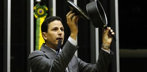 Bruno Araújo convoca reunião do PSDB para discutir posição sobre impeachment de Bolsonaro