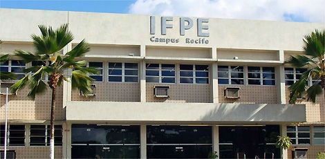 Os cursos s&atilde;o oferecidos pelo Instituto Federal de Pernambuco (IFPE) em parceria com as Secretarias Estaduais de Turismo e Lazer (Setur-PE) e do Trabalho, Emprego e Qualifica&ccedil;&atilde;o (Seteq-PE)