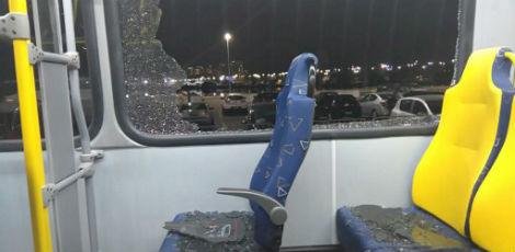 Ônibus de jornalistas apedrejado durante Jogos do Rio
