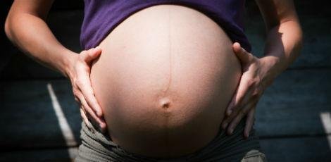 Para Igreja, aborto em caso de zika está 'fora de cogitação'; ONGs elogiam