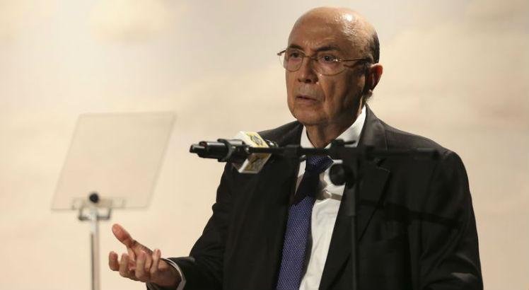Meirelles: 'Aumentar IR é uma das hipóteses em estudo para 2018'