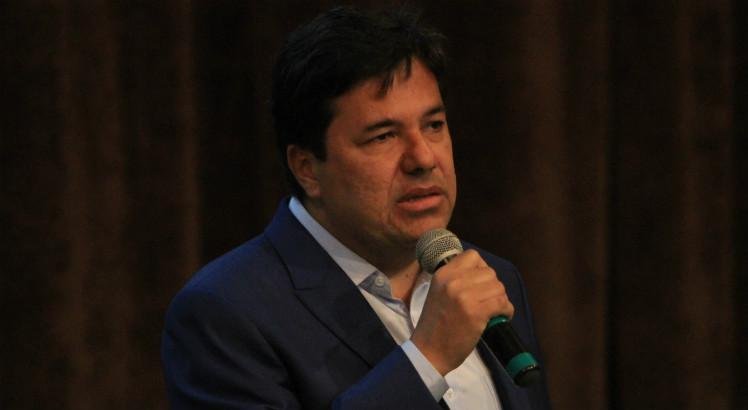 Mendonça Filho discorda de implantação imediata do parlamentarismo