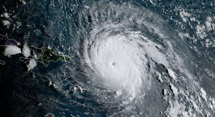 Furacão Irma é rebaixado para categoria 3, mas deve ganhar força novamente