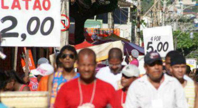Ambulantes contam no Recife com ajuda da inciativa p&uacute;blica e da iniciativa privada